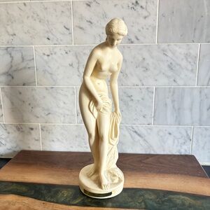Vintage A. Santini signed Alabaster Resin Sculpture of Venus Bathing - Italy